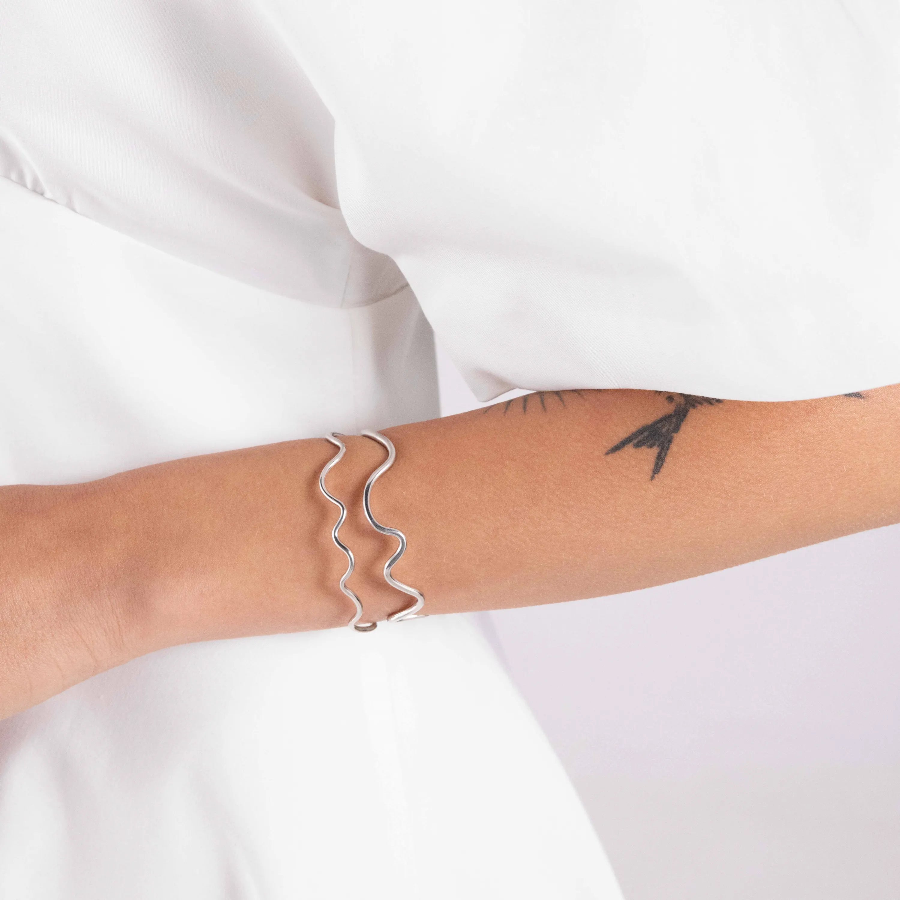Double Wave Line Bangle - Silver