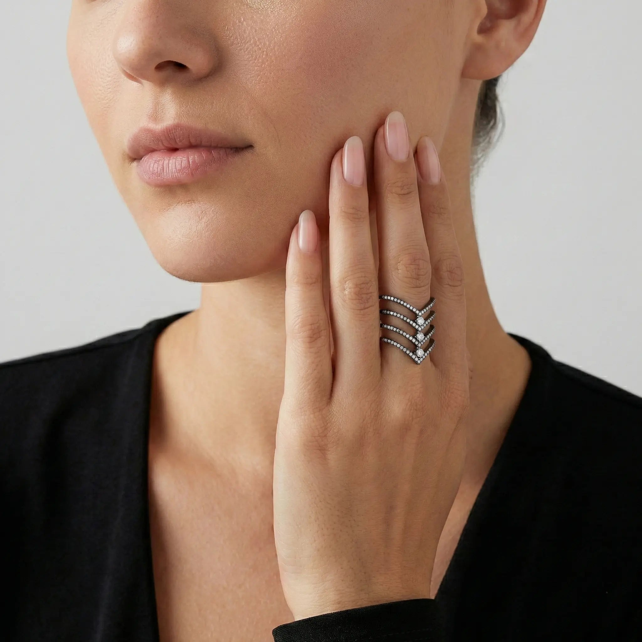 Three Dots Cz Multi Layer V-Shaped Ring - Black Rhodium White